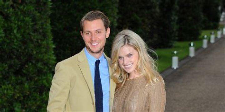 Alex Cowper-Smith: Biography, Net Worth & Life After Alice Eve