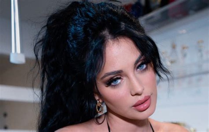 Camilla Araujo: Bio, Net Worth & More!
