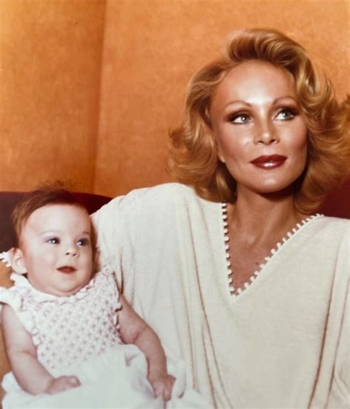 Diane Wildenstein: Before & After "Catwoman" - Inside Her Life