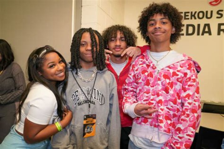 How Old Was Lil Wayne When He Had His Daughter? A Comprehensive Look at His Family Life