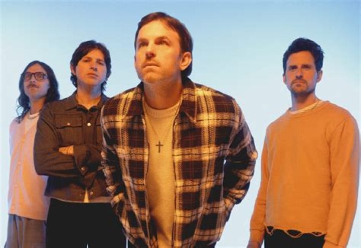Kings of Leon Lead Singer: The Voice Behind the Rock Anthems