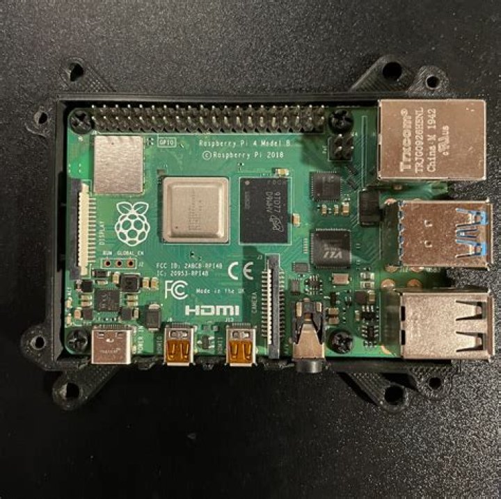 Remotely Access Raspberry Pi: Your FREE Guide & Download