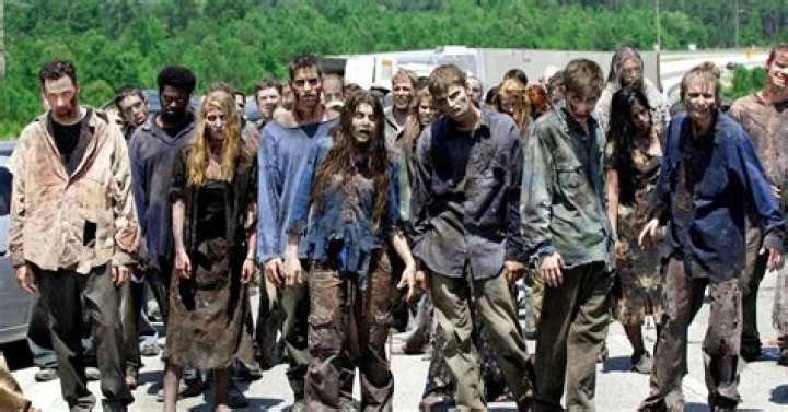 Why Walking Dead Fans Are Still Debating: Was Carl Really Killed?